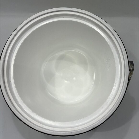 Vintage MCM Georges Briard USA Brushed Gold Lucite Clear Acrylic Handle & Lid - Picture 8 of 16